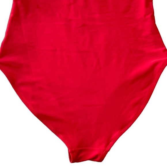 Old Navy Women’s Graphic One Piece Swimsuit Make it Fun Size M Red UPF 40+ - Picture 7 of 10